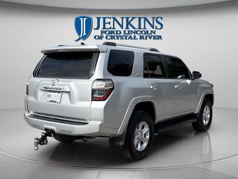 Used 2021 Toyota 4Runner SR5 image 10