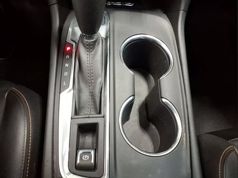 Used 2020 Chevrolet Equinox Premier AWD/4WD image 9