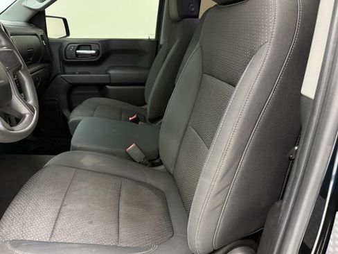 Used 2019 Chevrolet Silverado 1500 Custom w/ Custom Convenience Package AWD/4WD image 23