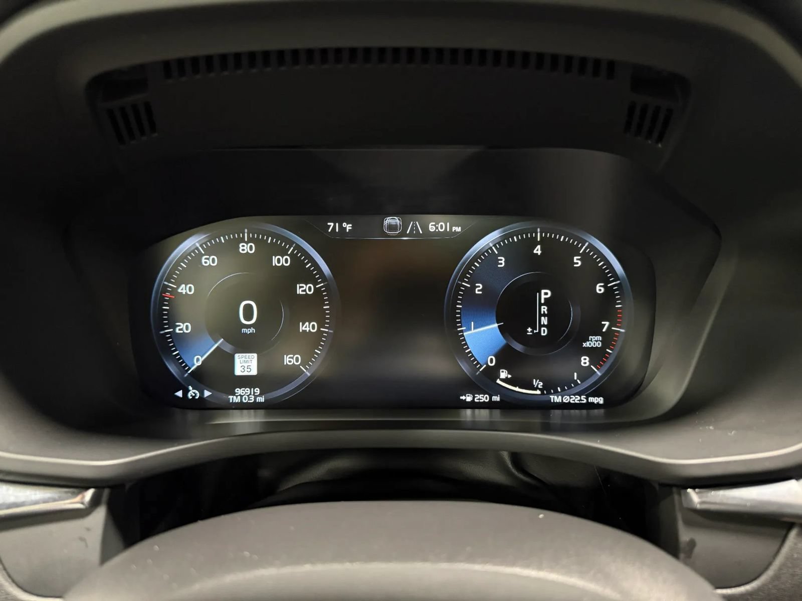 Used 2020 Volvo XC60 T5 Momentum AWD/4WD image 48