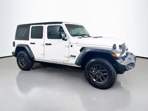 Used 2024 Jeep Wrangler Unlimited Sport AWD/4WD image 23