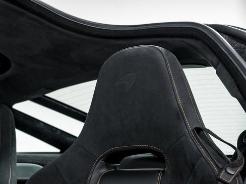 Used 2020 McLaren 720S Performance RWD image 18