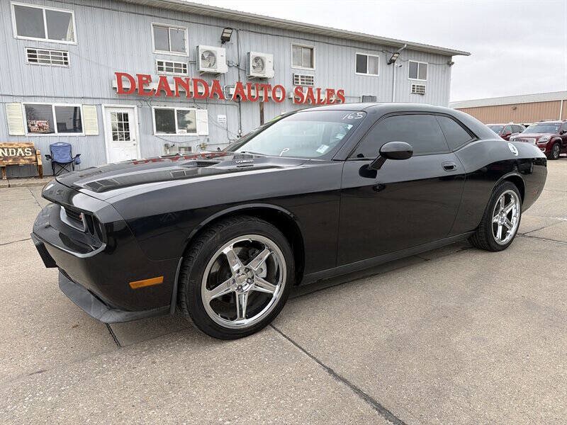 Used 2009 Dodge Challenger R/T RWD image 2