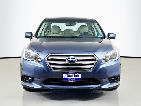 Used 2017 Subaru Legacy 2.5i Premium AWD/4WD image 2