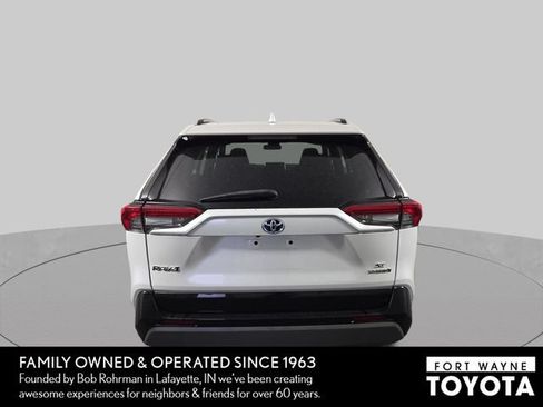 Used 2023 Toyota RAV4 SE AWD/4WD image 8