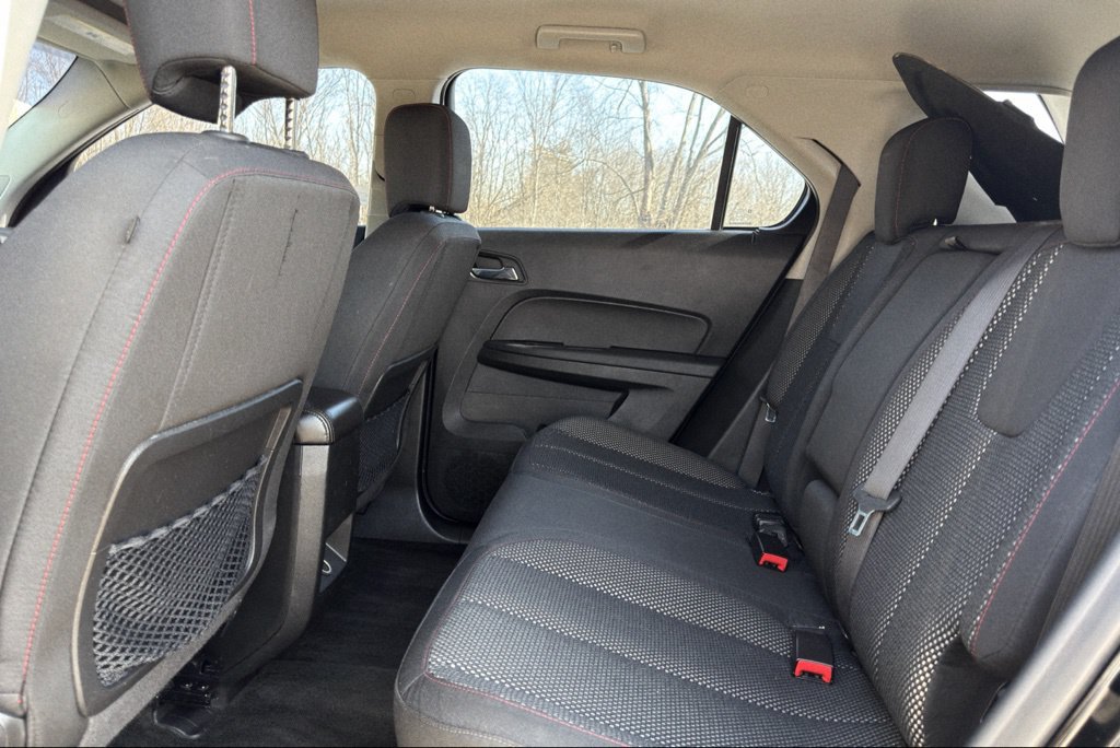 Used 2017 Chevrolet Equinox LS FWD image 17