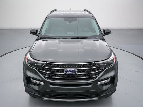 Certified 2024 Ford Explorer XLT w/ Equipment Group 202A image 9