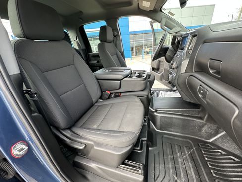 Certified 2024 Chevrolet Silverado 2500 W/T image 32