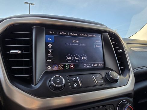 Used 2023 GMC Acadia Denali w/ Trailering Package image 16