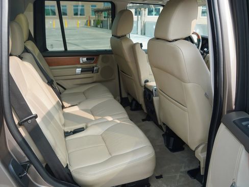Used 2015 Land Rover LR4 HSE LUX image 10
