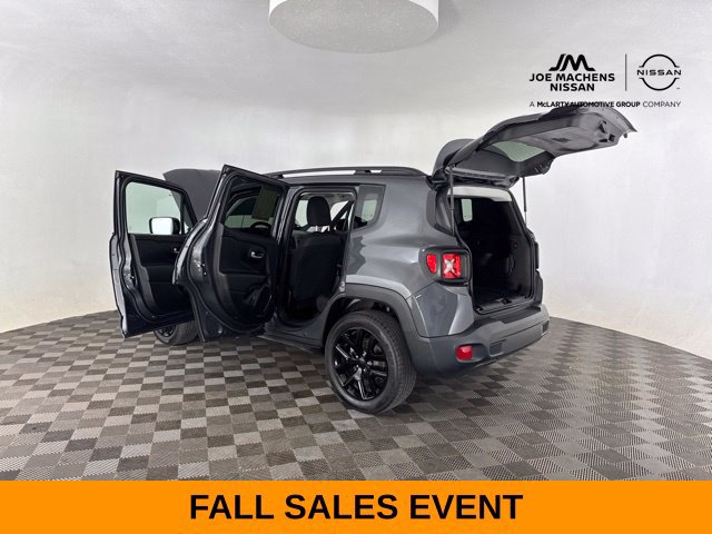 Used 2023 Jeep Renegade Altitude w/ Convenience Group I AWD/4WD image 31