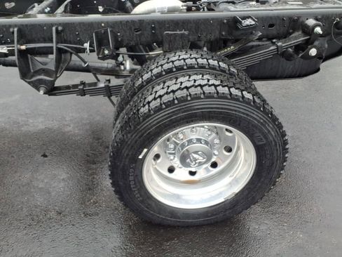 New 2026 RAM 5500 4x4 Crew Cab w/ Laramie Trim Package image 8