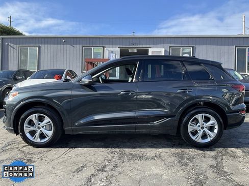 Used 2025 Audi Q6 e-tron Premium w/ Convenience Package image 5