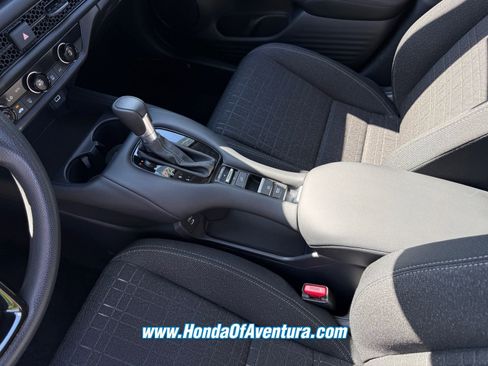 Certified 2024 Honda HR-V LX image 22