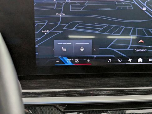 Used 2024 BMW X5 xDrive40i w/ M Sport Package image 24