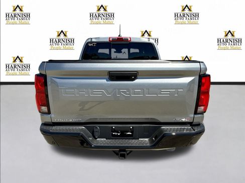 Used 2026 Chevrolet Colorado ZR2 w/ Technology Package AWD/4WD image 5