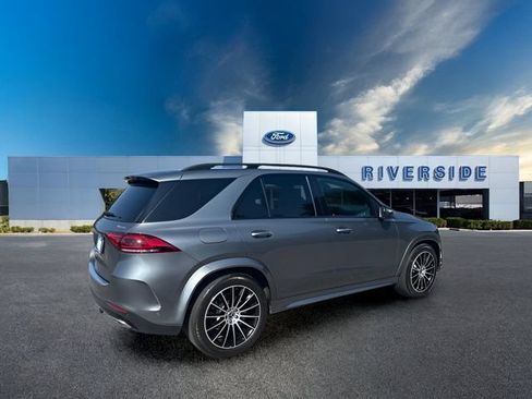 Used 2022 Mercedes-Benz GLE 450 4MATIC image 3