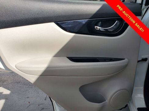 Used 2019 Nissan Rogue Sport SL w/ Premium Package image 13