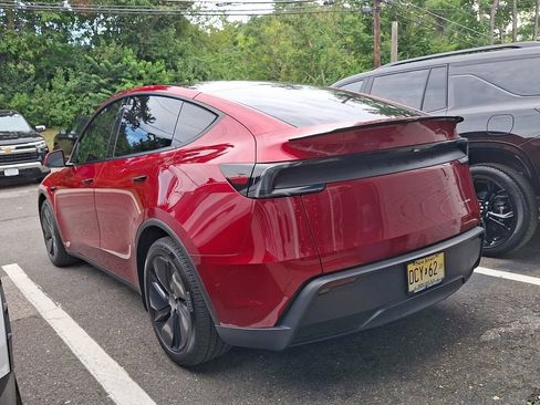 Used 2026 Tesla Model Y Long Range AWD/4WD image 5
