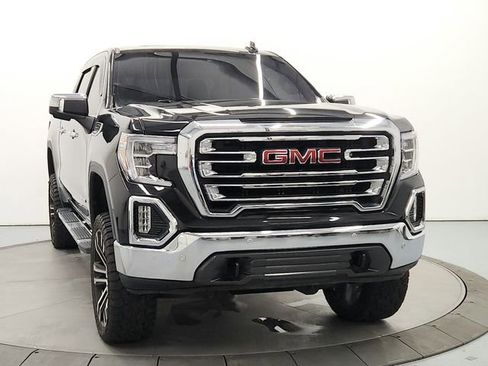 Used 2022 GMC Sierra 1500 SLT w/ SLT Premium Plus Package AWD/4WD image 2