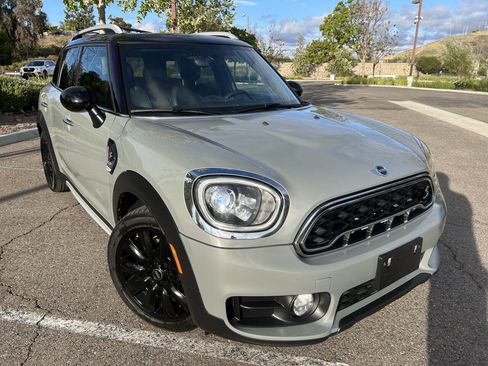 Used 2017 MINI Cooper Countryman S FWD image 6