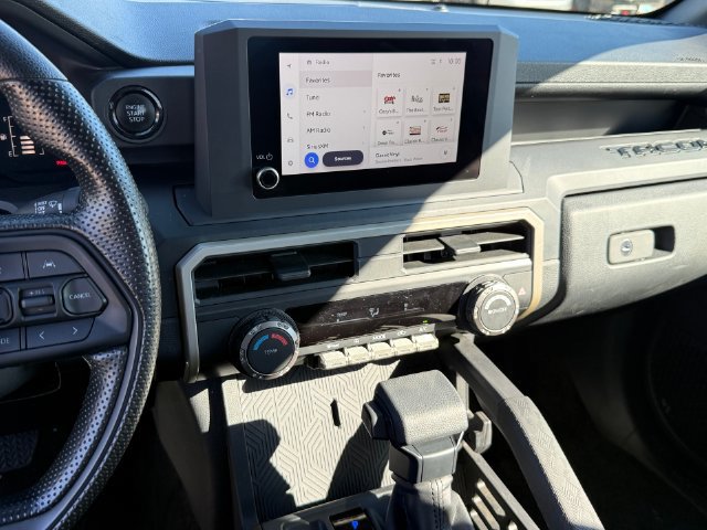 Used 2025 Toyota Tacoma SR RWD image 21