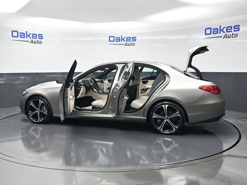 Used 2023 Mercedes-Benz C 300 Sedan image 55