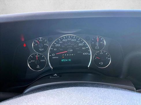 Used 2023 Chevrolet Express 2500 w/ Driver Convenience Package RWD image 22