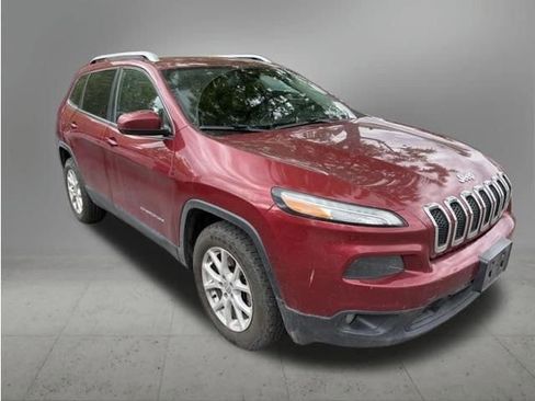 Used 2014 Jeep Cherokee Latitude w/ Cold Weather Group AWD/4WD image 3