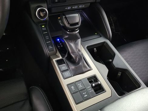 Used 2025 Toyota Land Cruiser AWD/4WD image 32