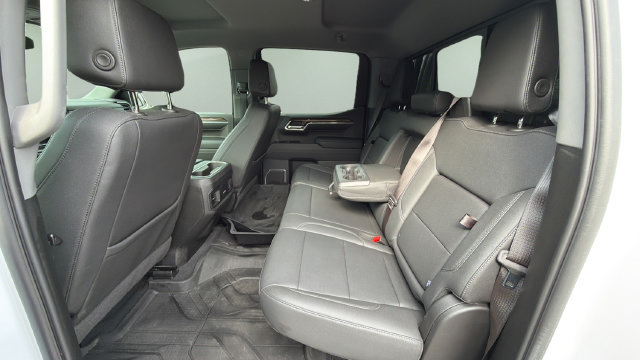 Used 2024 Chevrolet Silverado 1500 RST w/ Convenience Package II AWD/4WD image 20