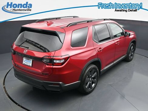 Used 2026 Honda Pilot Sport image 27
