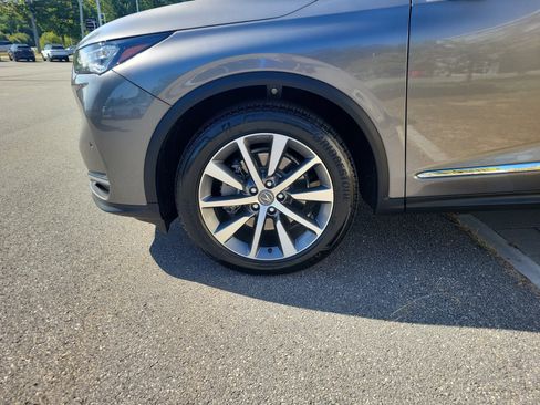 Used 2025 Acura MDX w/ Technology Package AWD/4WD image 11