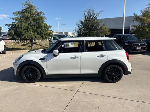 Used 2024 MINI Cooper S FWD image 8