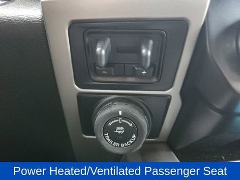 Used 2022 Ford F250 Lariat w/ Black Appearance Package image 28