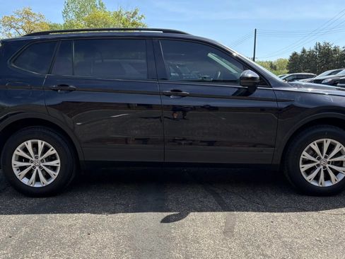 Used 2019 Volkswagen Tiguan S FWD image 11