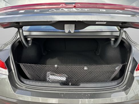 New 2026 Hyundai Elantra SEL Sport FWD image 7