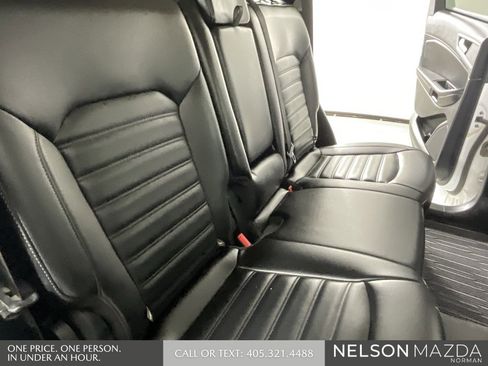 Used 2022 Ford Edge SEL image 29