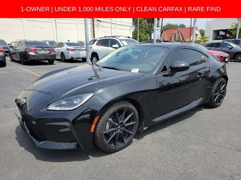 Used 2022 Toyota GR86 Premium w/ ALL Weather Mat Package (TMS) RWD image 2