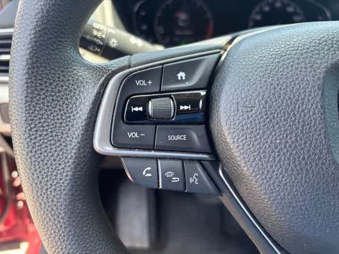Used 2018 Honda Accord LX image 11