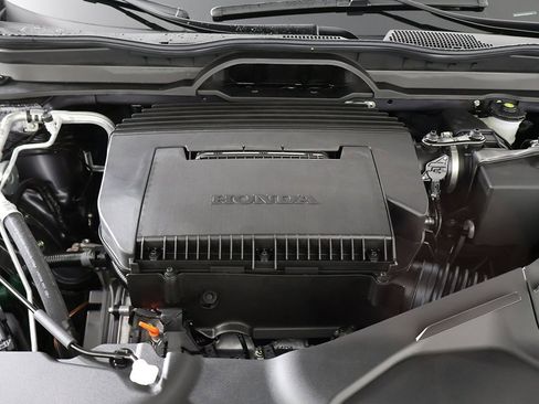 New 2026 Honda Pilot Touring image 15