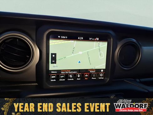 Used 2022 Jeep Gladiator Willys image 15