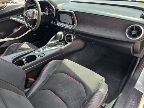 Used 2018 Chevrolet Camaro ZL1 RWD image 20
