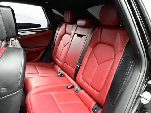 Certified 2023 Porsche Macan S AWD/4WD image 14