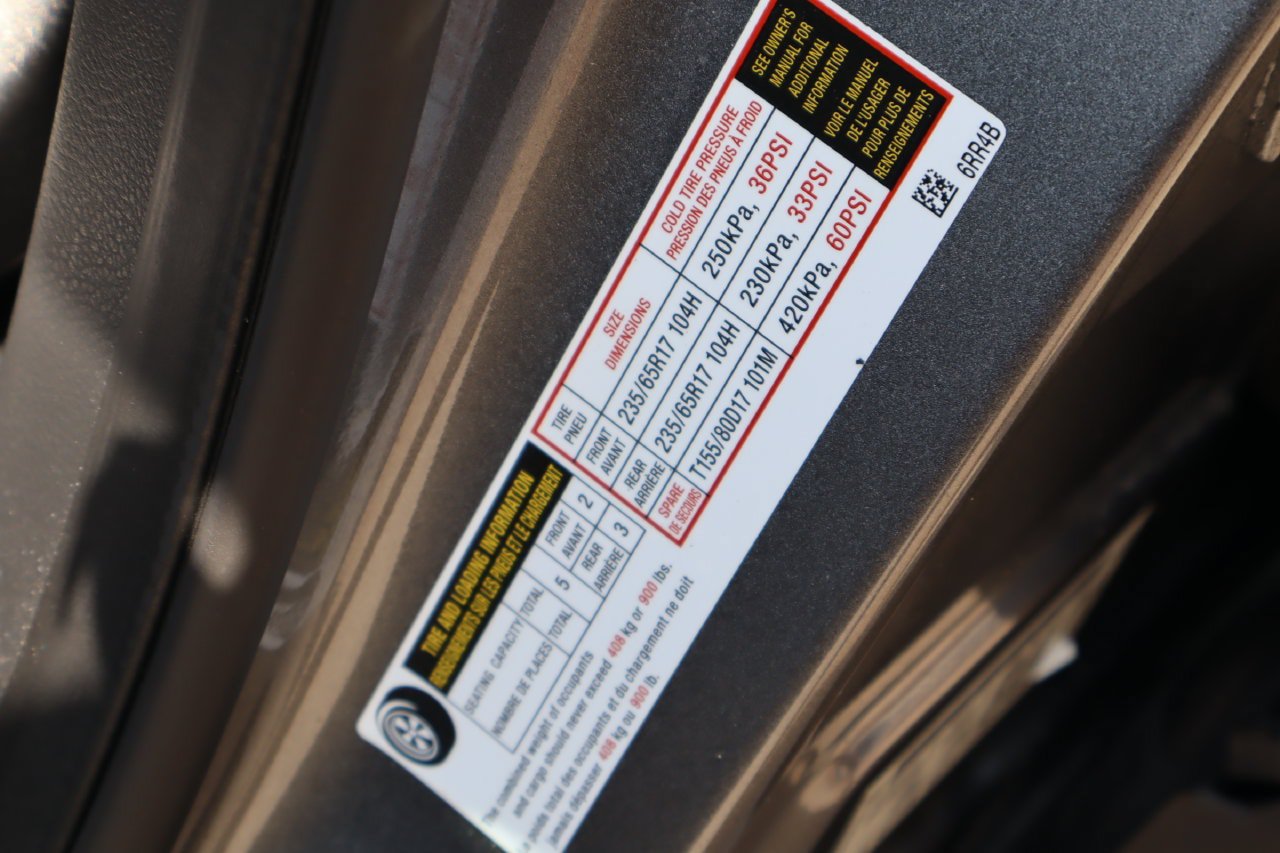 Used 2023 Nissan Rogue S FWD image 29