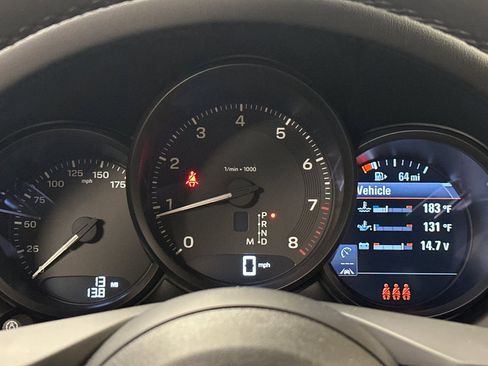 Certified 2025 Porsche Macan image 25