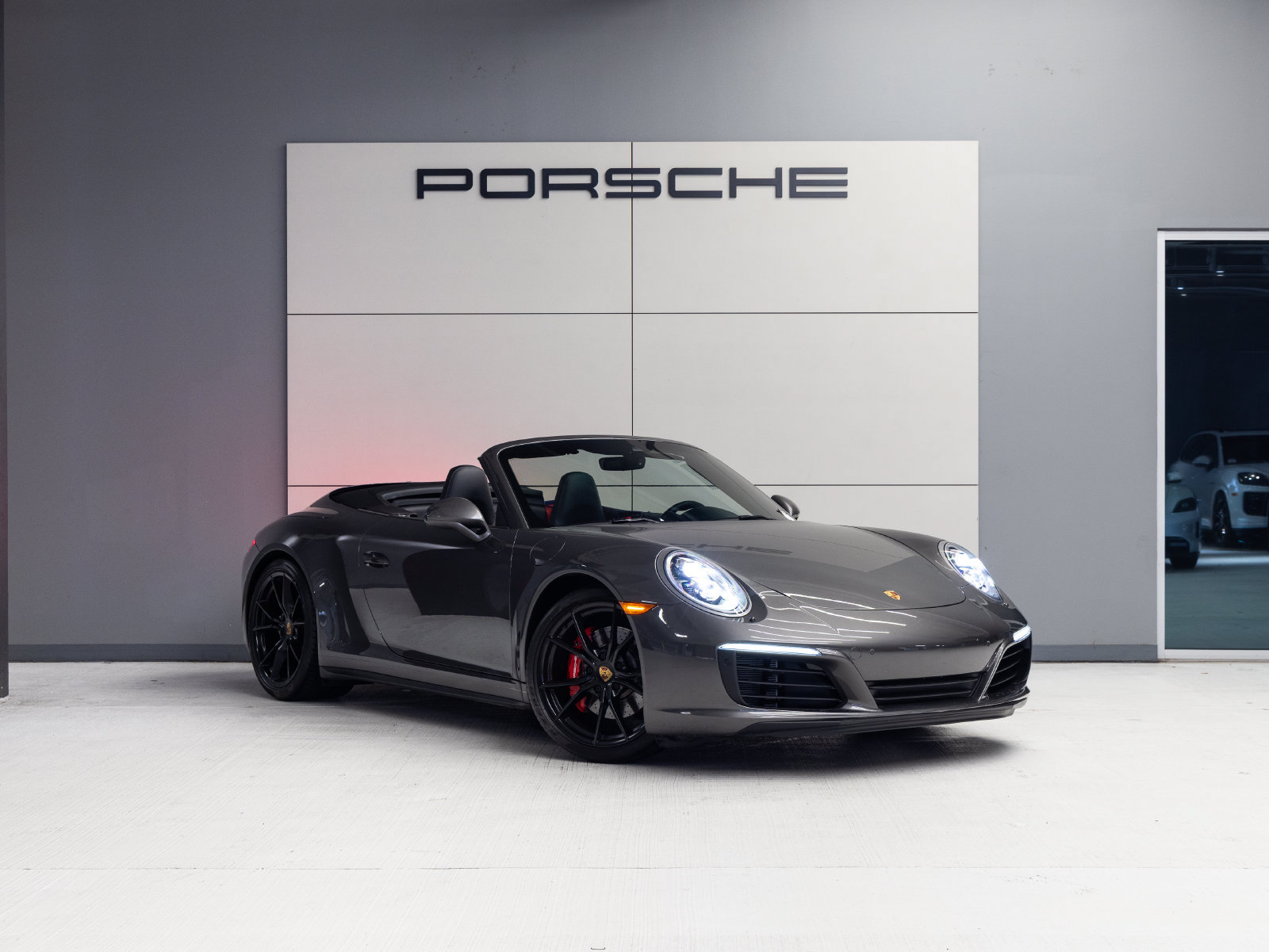 Certified 2017 Porsche 911 Carrera 4S AWD/4WD image 11