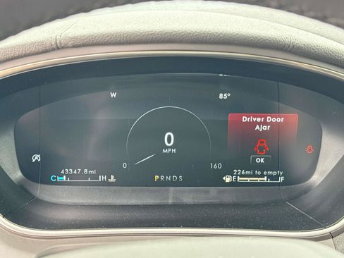 Used 2020 Lincoln Nautilus Reserve w/ Equipment Group 201A AWD/4WD image 13