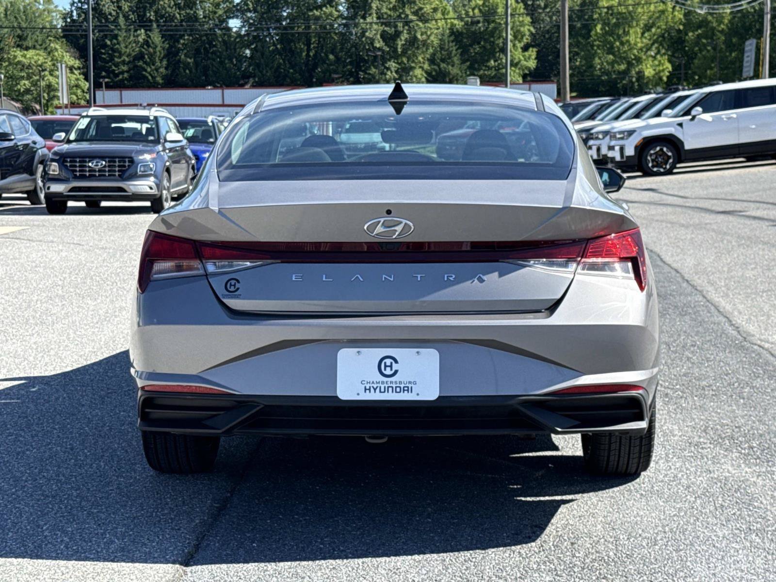 Used 2023 Hyundai Elantra SEL w/ Convenience Package FWD image 26