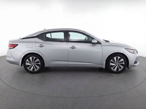 Used 2024 Nissan Altima 2.5 S FWD image 11